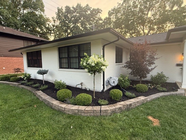 house 1.jpg